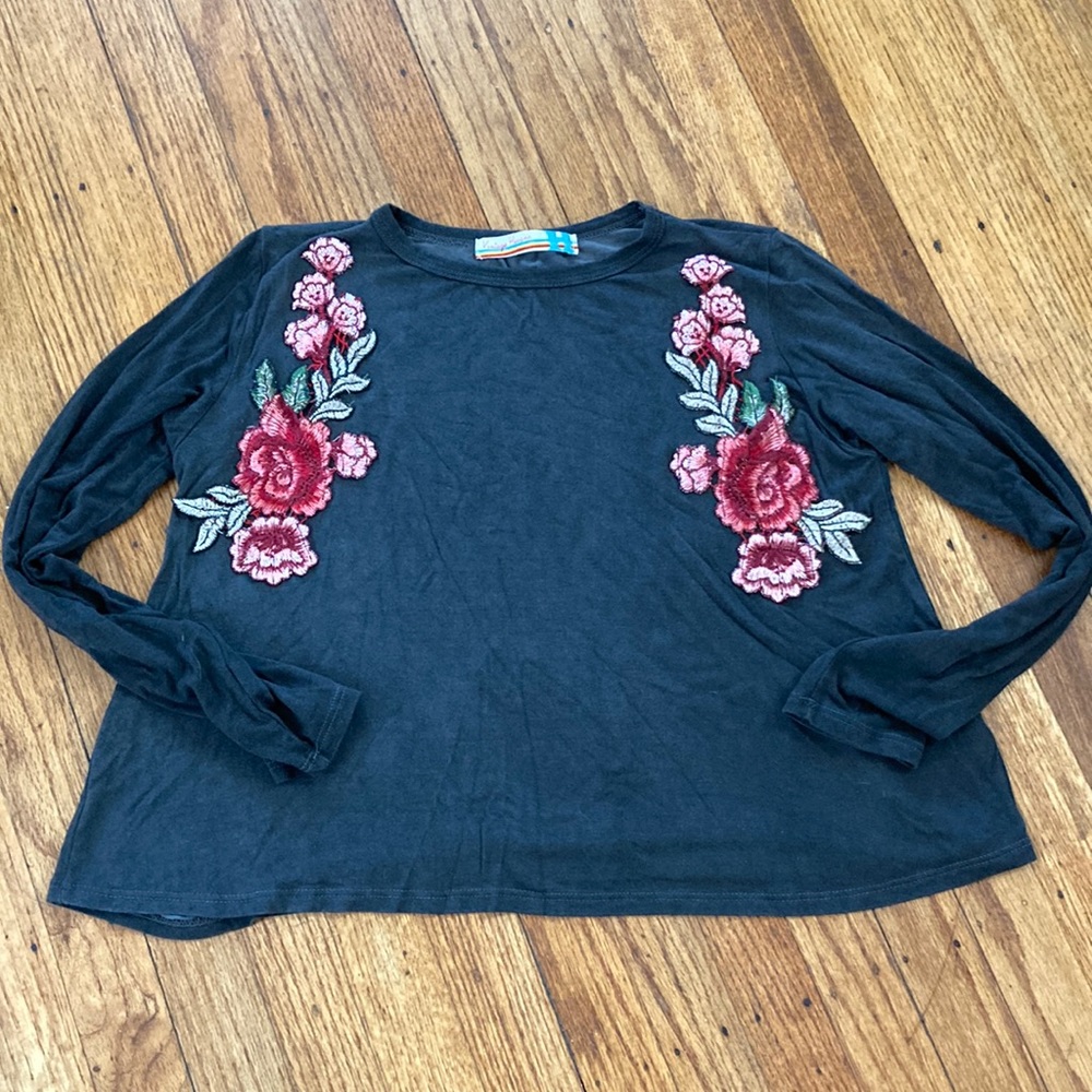 Vintage Havana Embroidered Flower Top Size Large